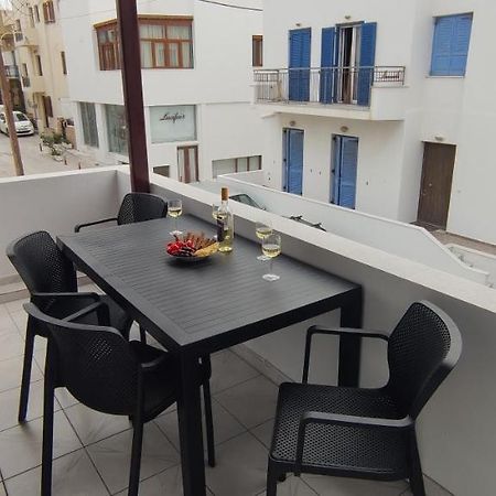 Kapetanos Rooms Naxos City Exterior photo