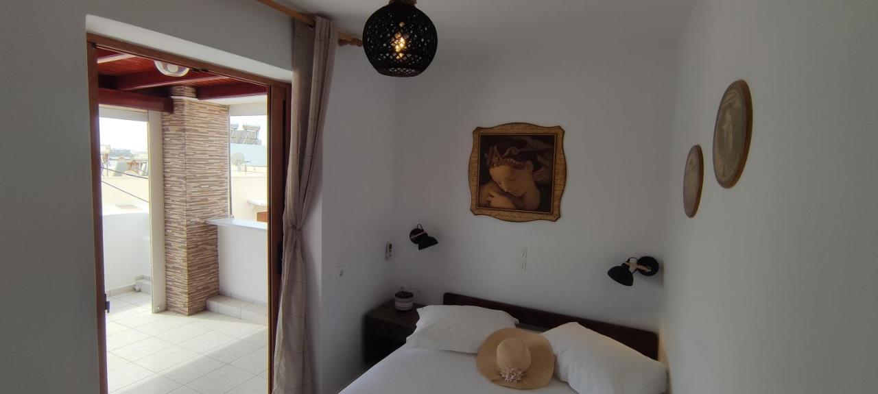 Kapetanos Rooms Naxos City Exterior photo