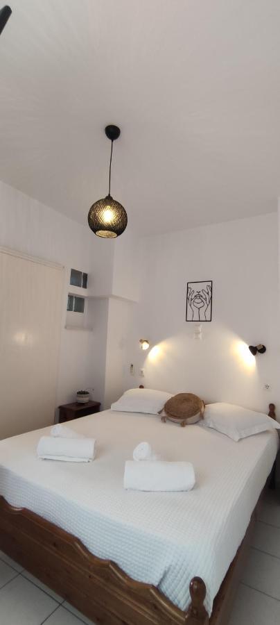 Kapetanos Rooms Naxos City Exterior photo
